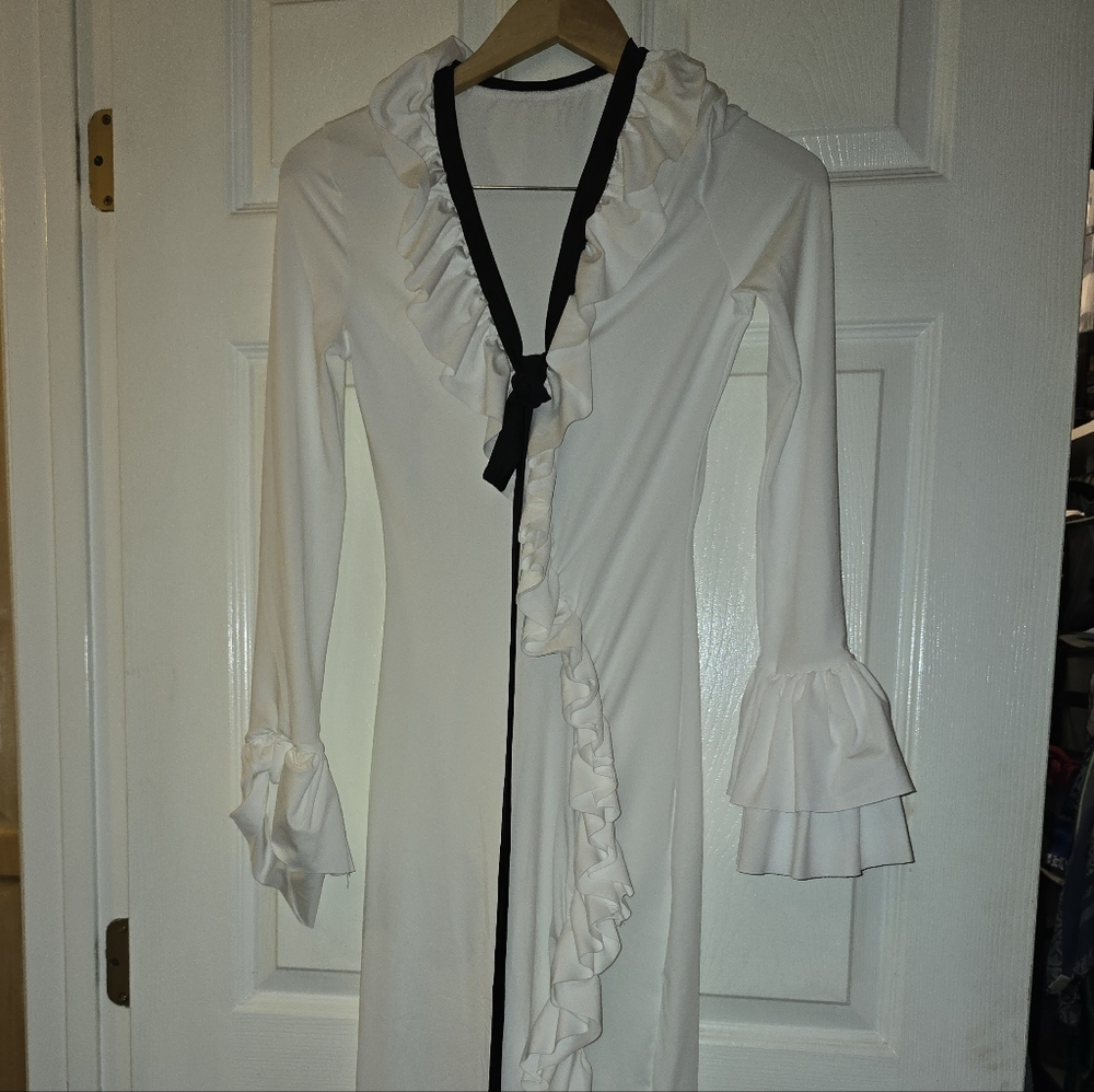Innovare Denim Elegant Long White Ruffle Dress